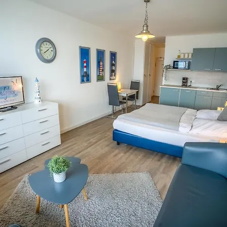 Studio 34 Leuchtfeuer Mit Meerblick
